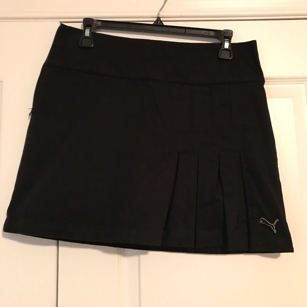 Puma pleated mini golf skirt - black - fits like 6